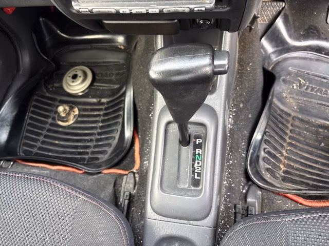 DAIHATSU TERIOS KID