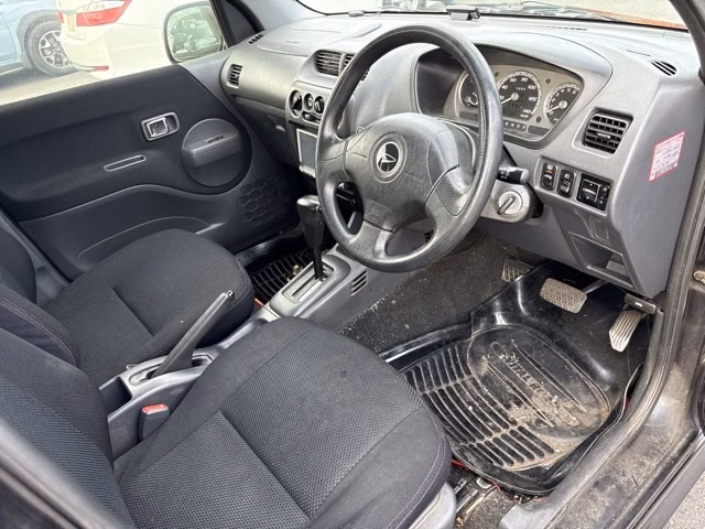 DAIHATSU TERIOS KID