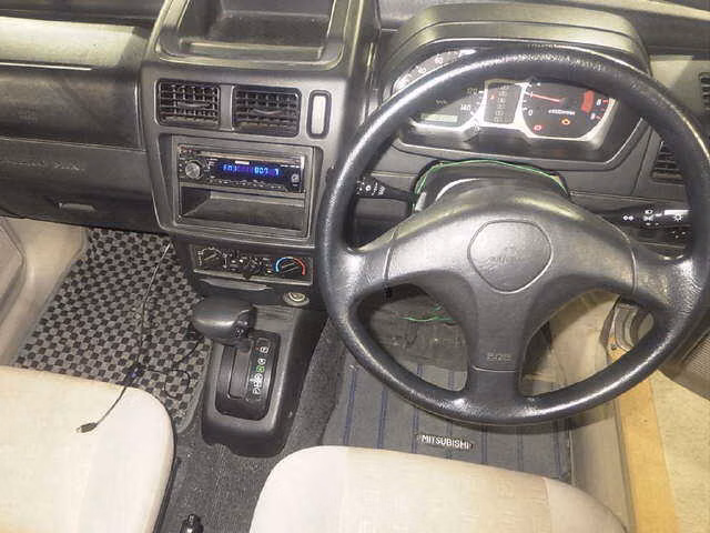 MITSUBISHI PAJERO MINI