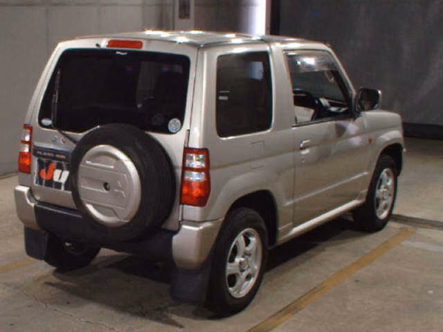 MITSUBISHI PAJERO MINI