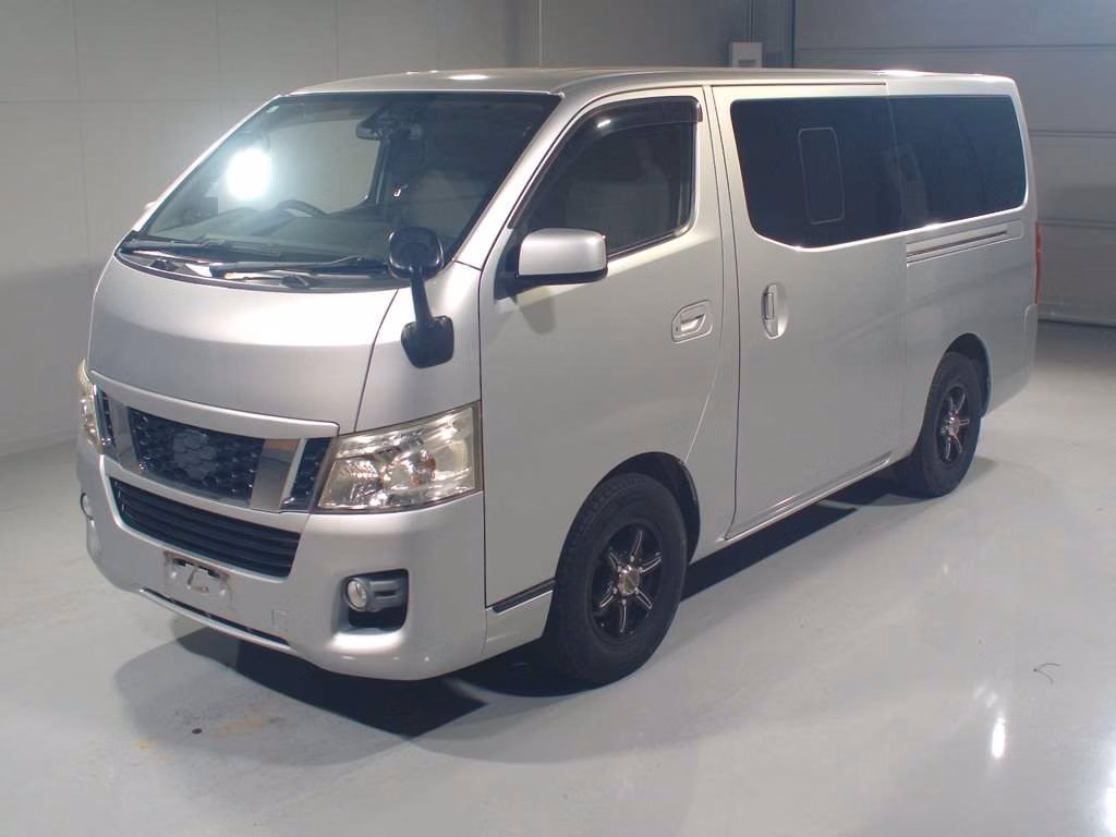 NISSAN NV350 CARAVAN