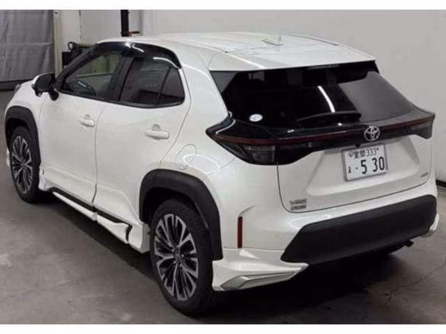 TOYOTA YARIS CROSS