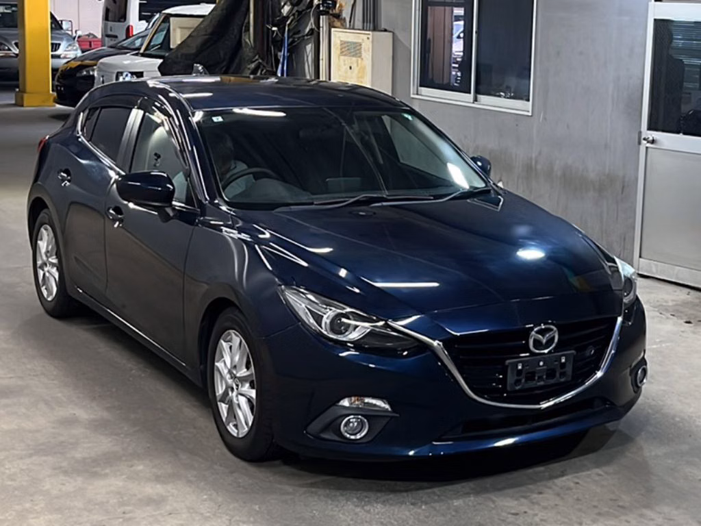 MAZDA AXELA