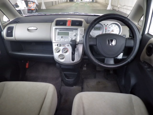 HONDA LIFE