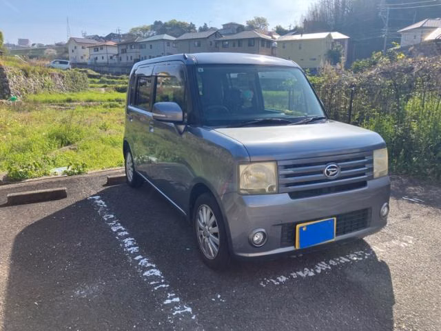 DAIHATSU MOVE CONTE
