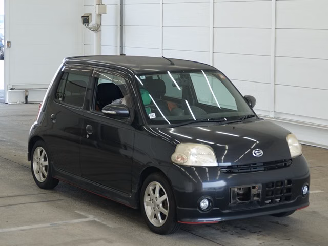 DAIHATSU ESSE