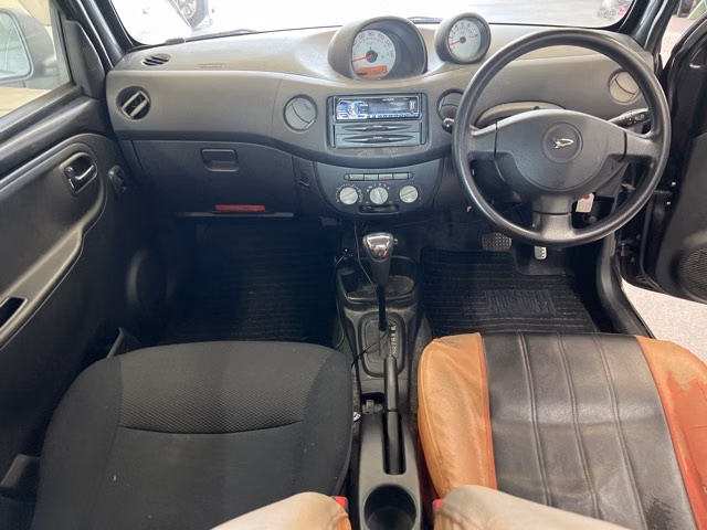 DAIHATSU ESSE