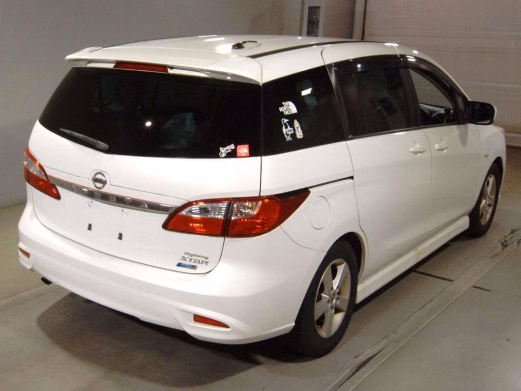 NISSAN LAFESTA
