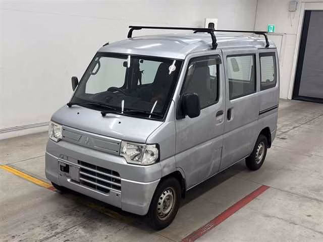 MITSUBISHI MINICAB