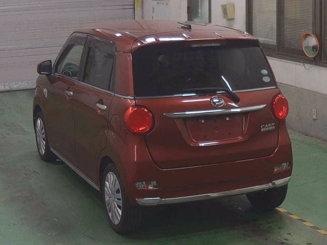 DAIHATSU CAST