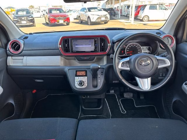 DAIHATSU BOON