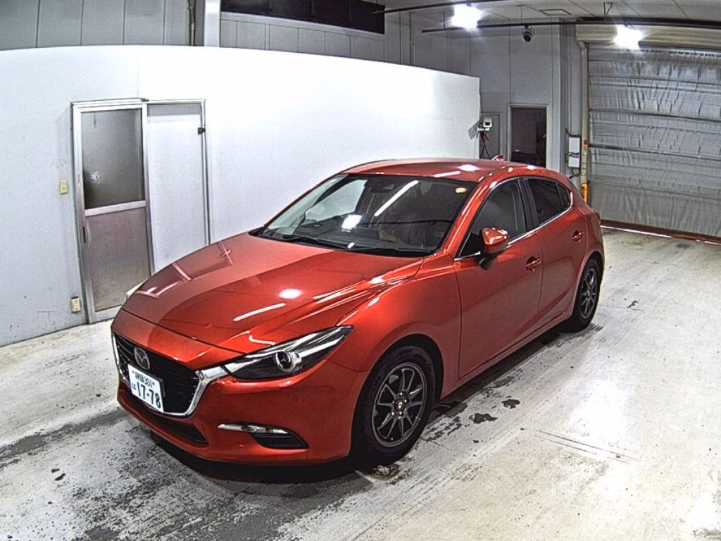 MAZDA AXELA