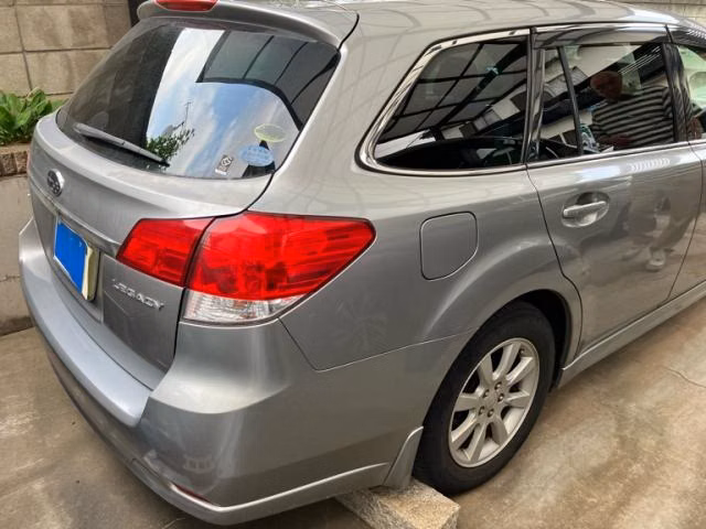SUBARU LEGACY