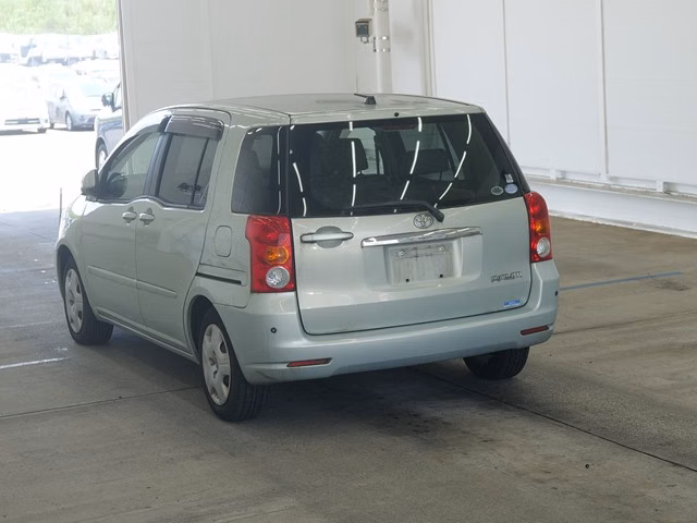 TOYOTA RAUM