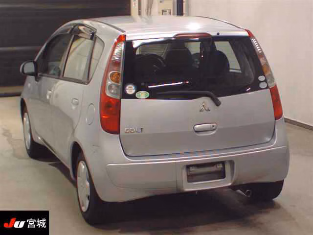 MITSUBISHI COLT