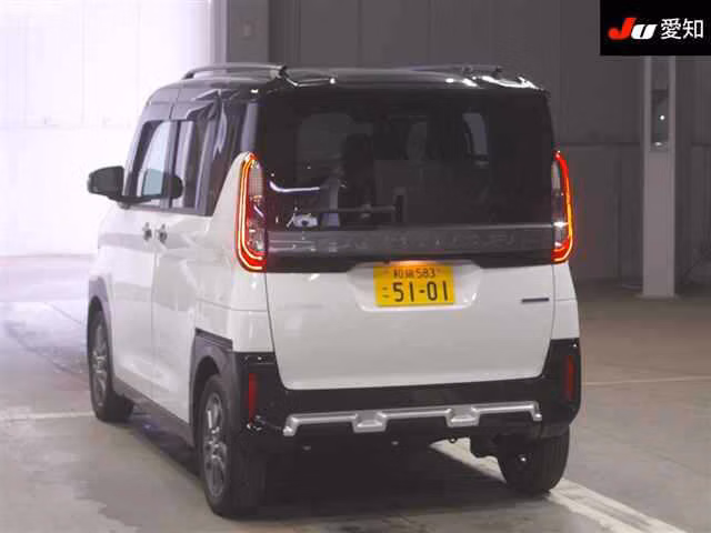 MITSUBISHI DELICA MINI
