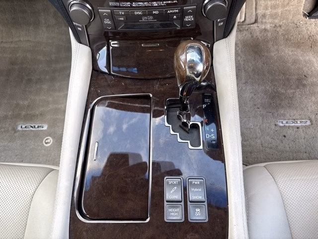 LEXUS LS600H