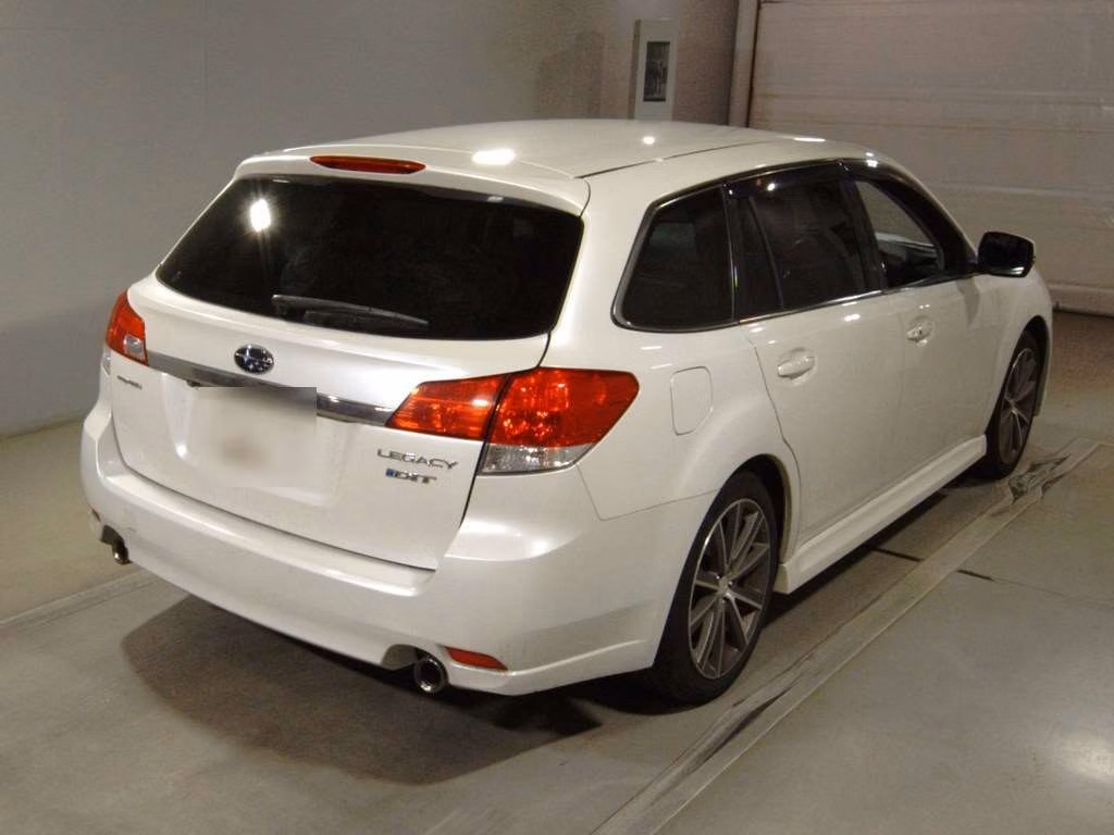 SUBARU LEGACY