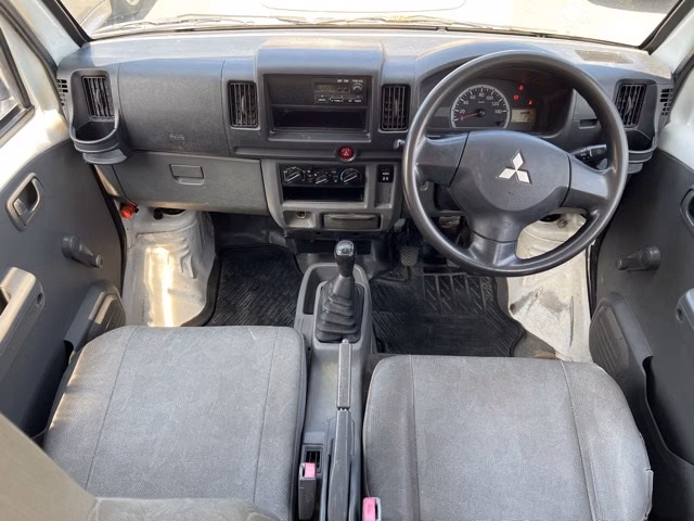 MITSUBISHI MINICAB
