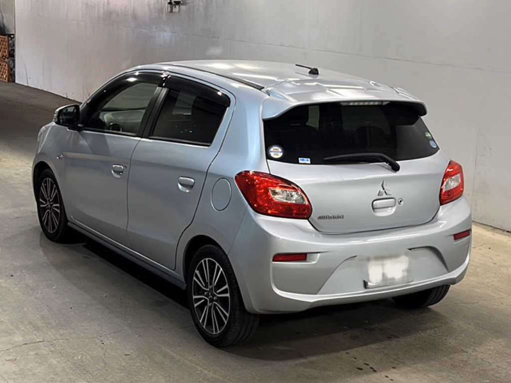 MITSUBISHI MIRAGE