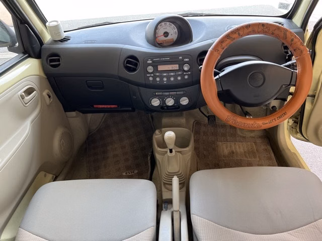 DAIHATSU ESSE