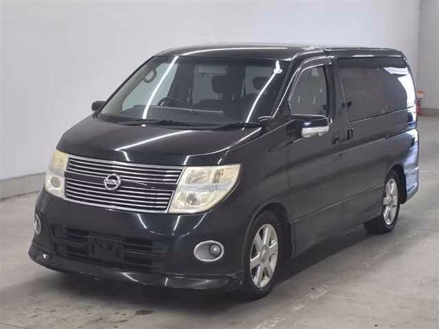 NISSAN ELGRAND