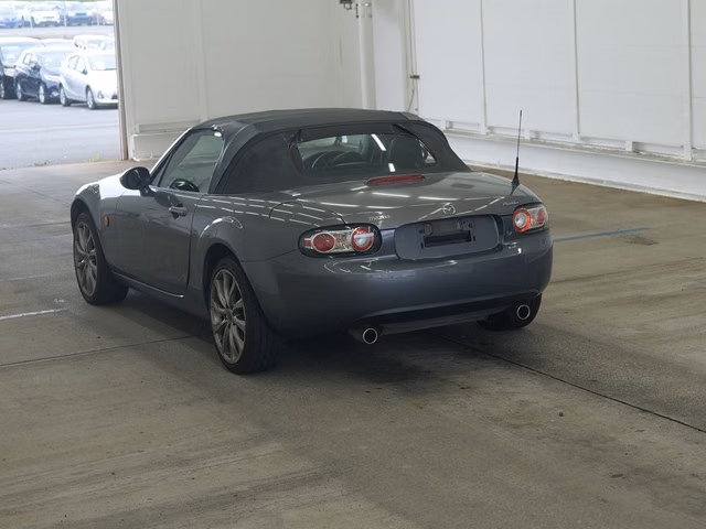 MAZDA ROADSTER