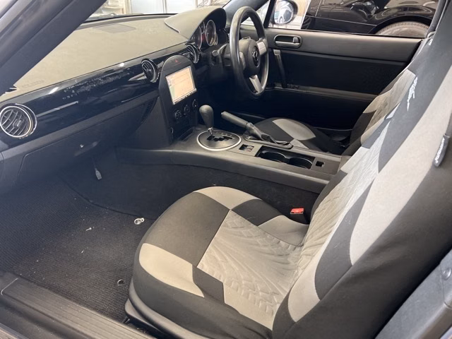 MAZDA ROADSTER