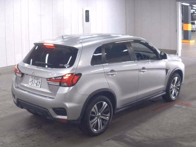 MITSUBISHI RVR