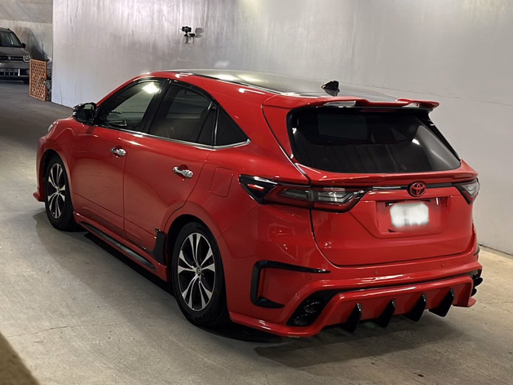 TOYOTA HARRIER