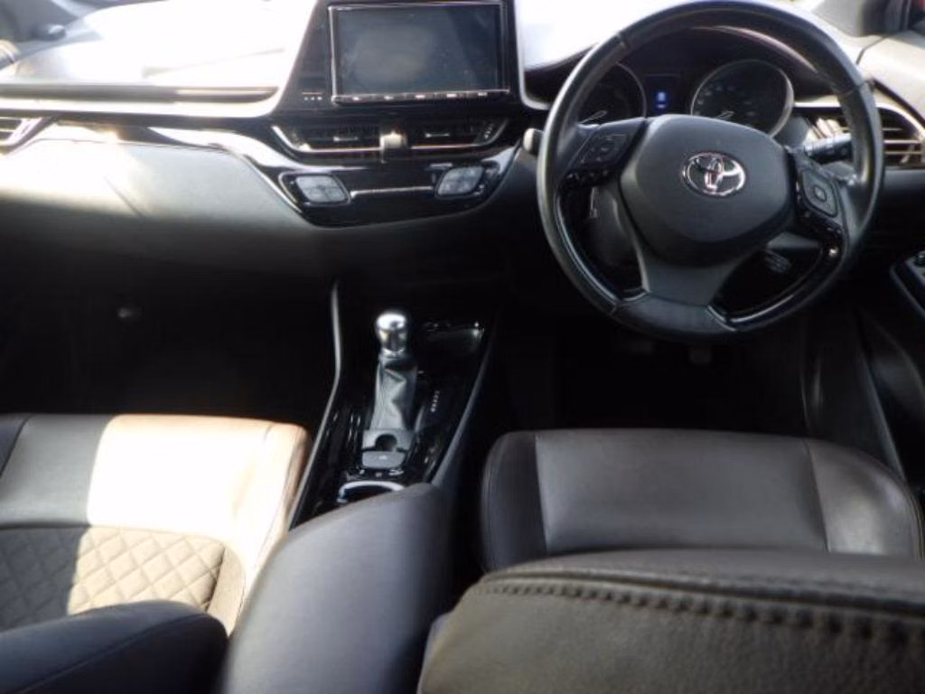 TOYOTA C-HR