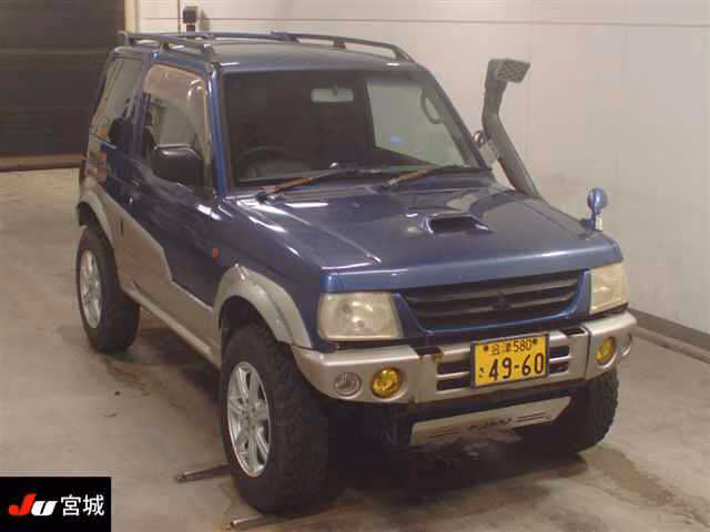 MITSUBISHI PAJERO MINI