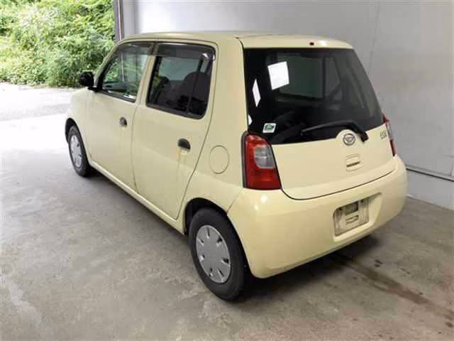 DAIHATSU ESSE