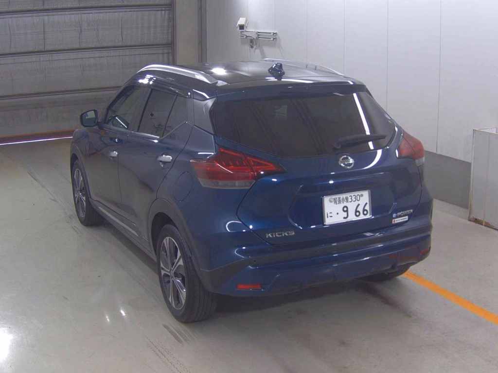 NISSAN KICKS