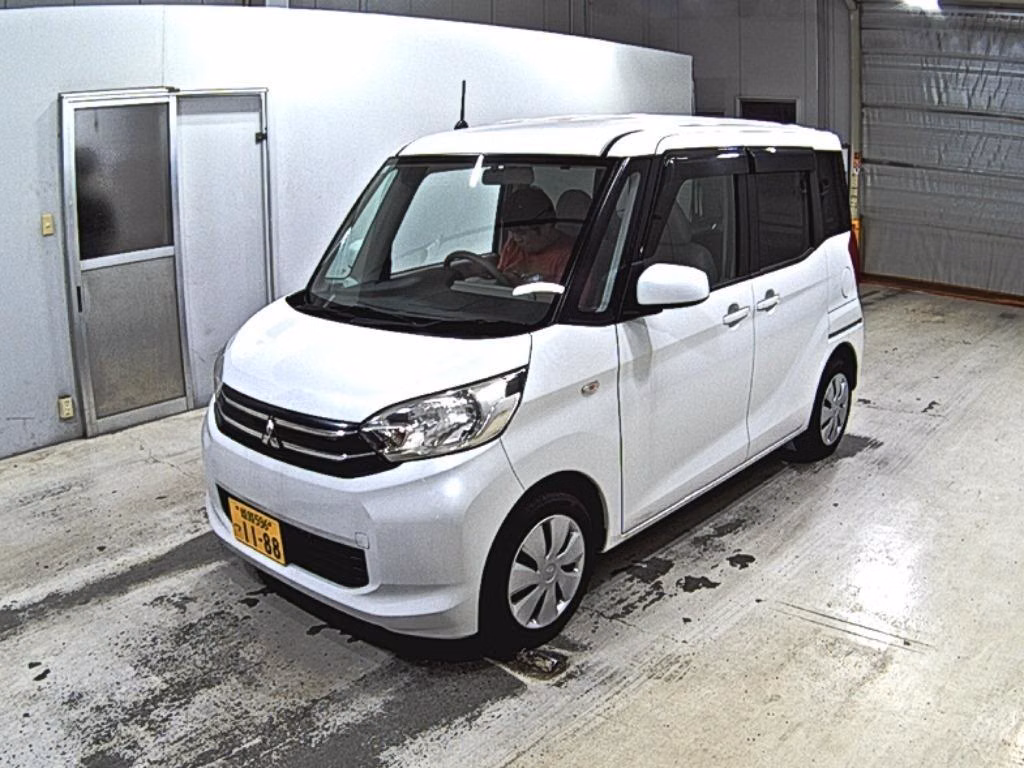 MITSUBISHI EK SPACE