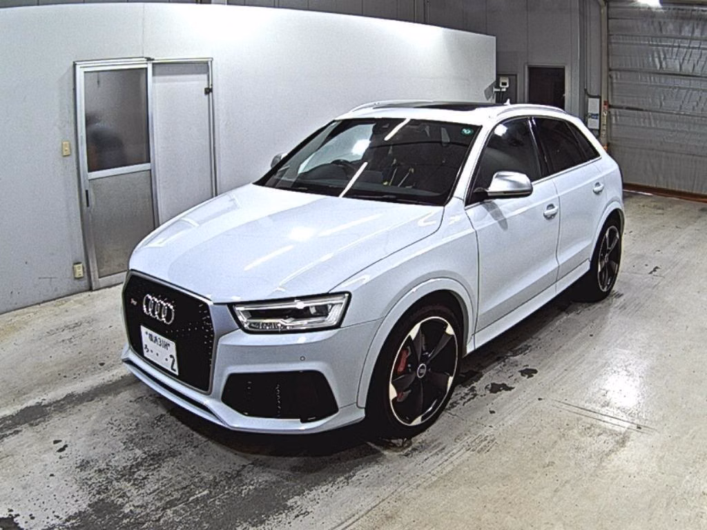 AUDI RS Q3