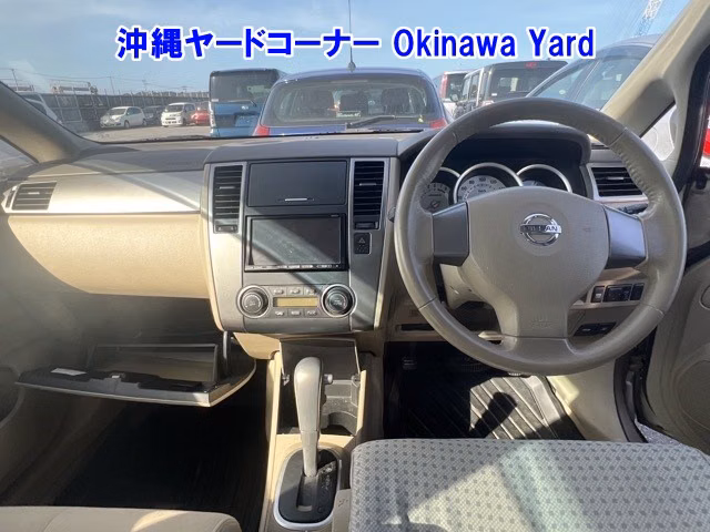 NISSAN TIIDA LATIO