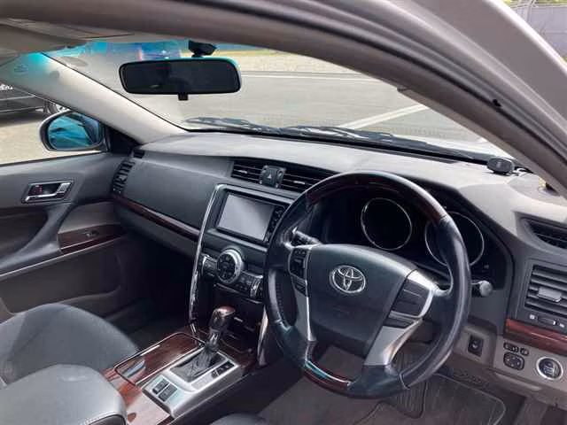 TOYOTA MARK X