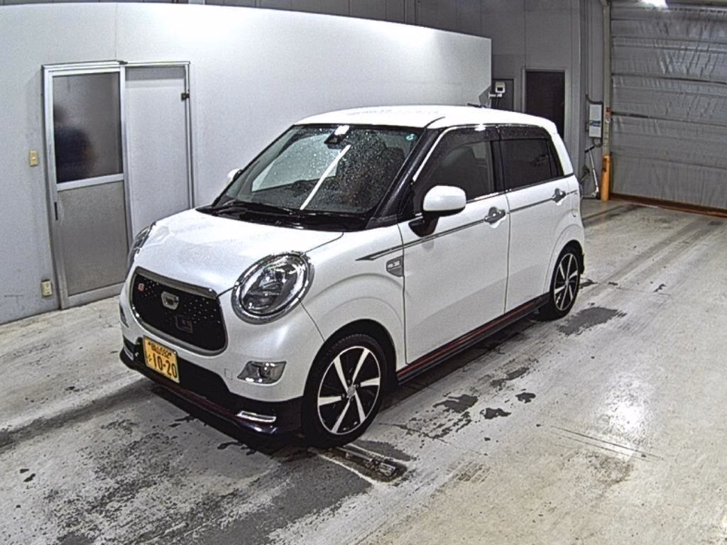 DAIHATSU CAST
