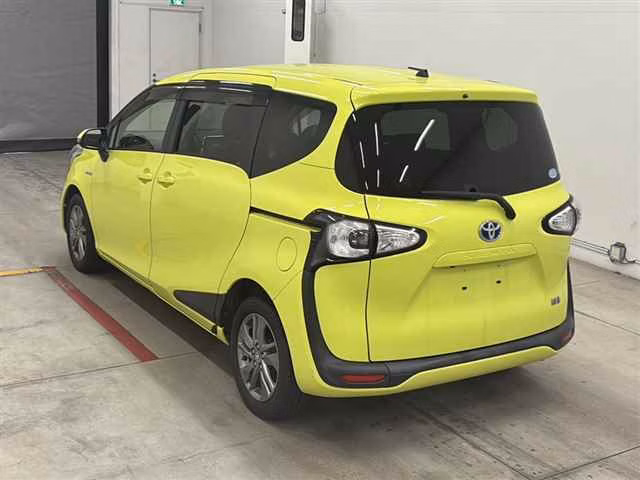 TOYOTA SIENTA