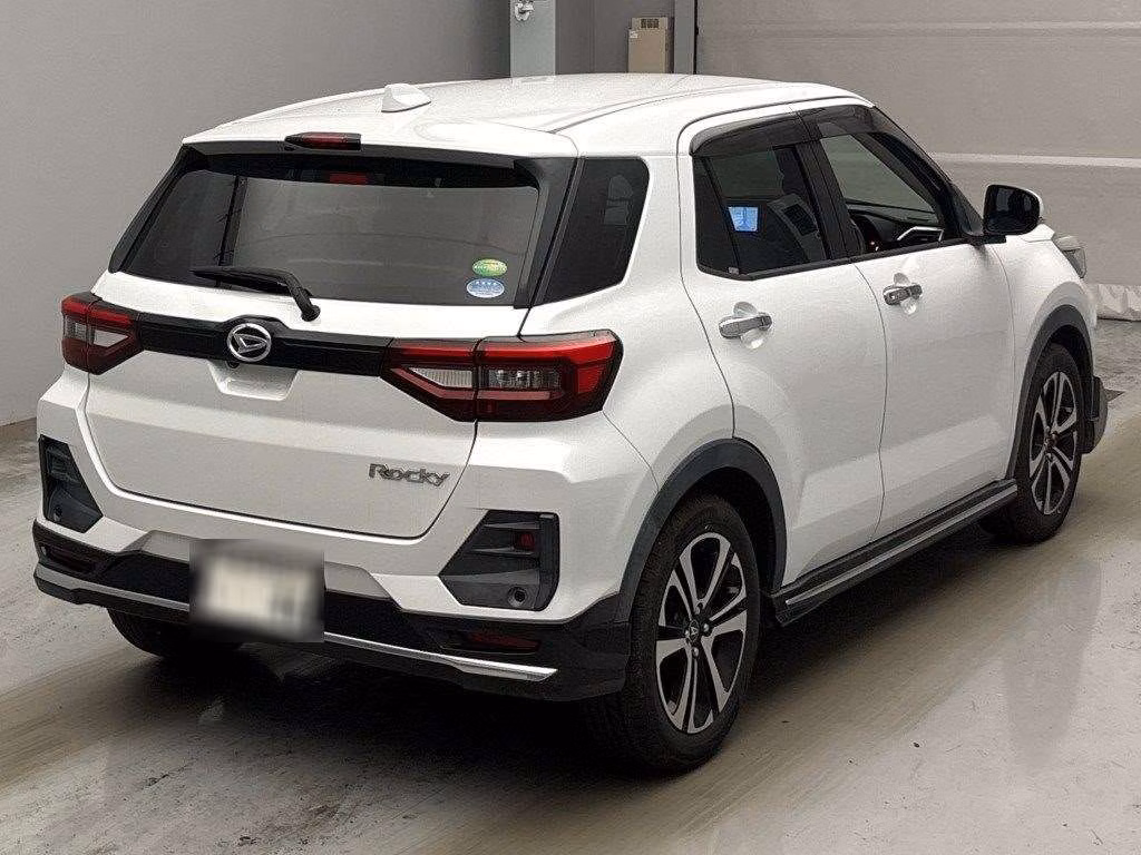DAIHATSU ROCKY