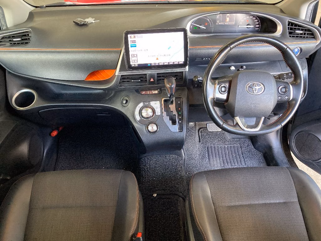 TOYOTA SIENTA