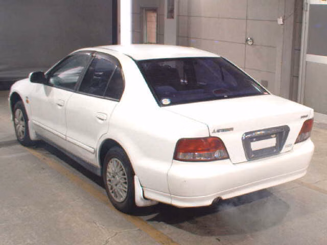MITSUBISHI GALANT