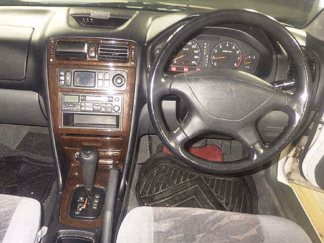 MITSUBISHI GALANT