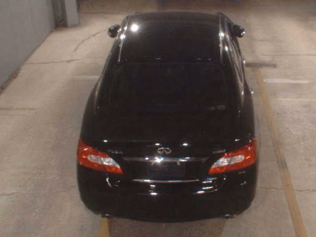 NISSAN FUGA