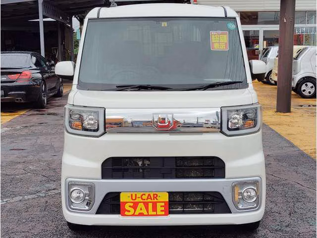 DAIHATSU WAKE