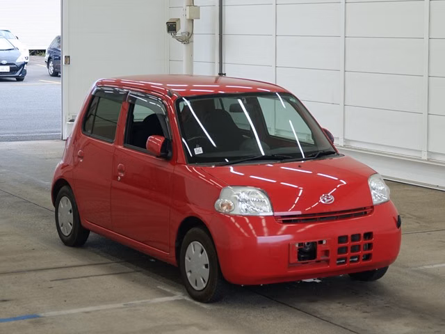 DAIHATSU ESSE