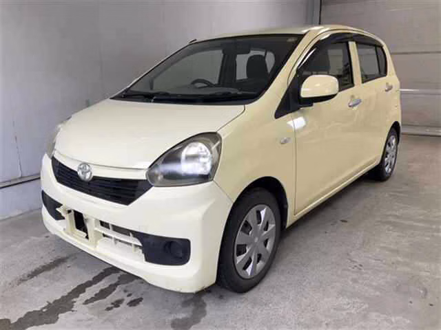 TOYOTA PIXIS EPOCH