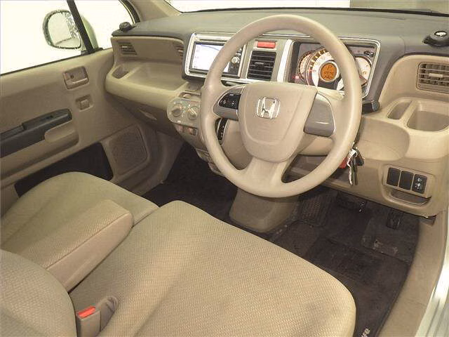 HONDA LIFE