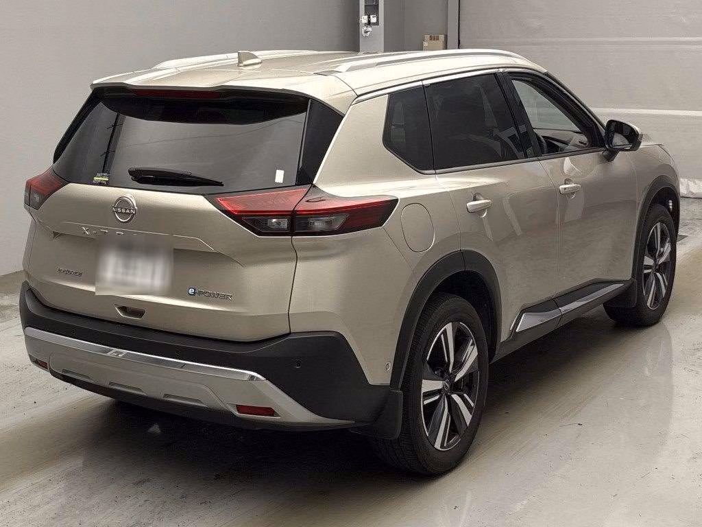 NISSAN X-TRAIL
